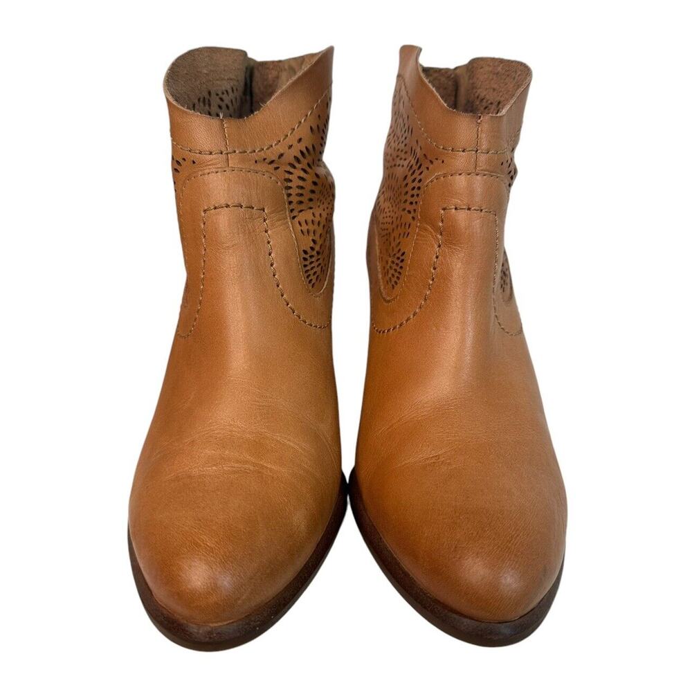UGG Charlotte Perforated Tan Leather Cowgirl Ankle Booties Zip Back Sz 7 EU 38 - Picture 10 of 13